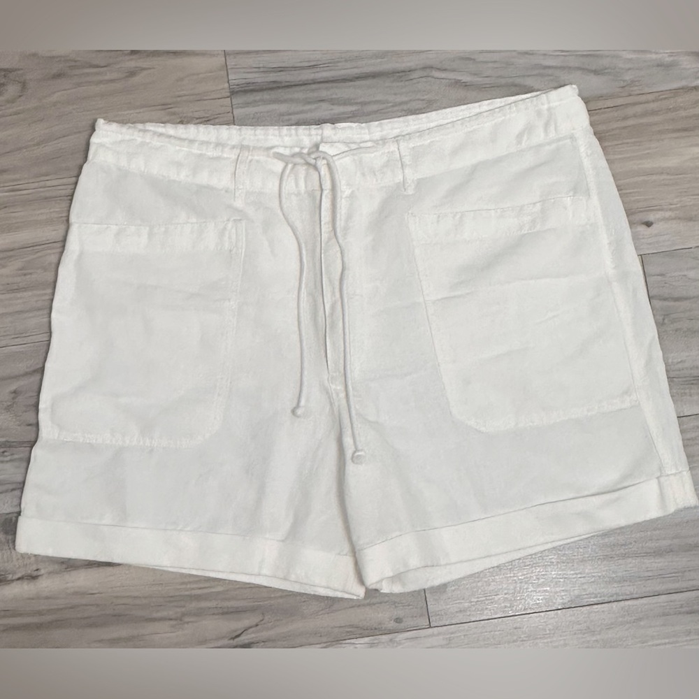 Sundance White Women's Cargo Shorts